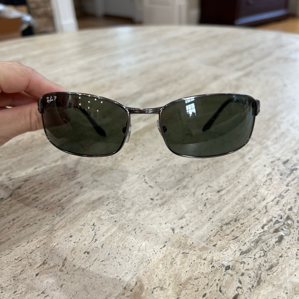 RayBan unisex polarize sunglasses